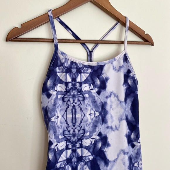 Lululemon | Power Y Tank - Picture 2 of 9